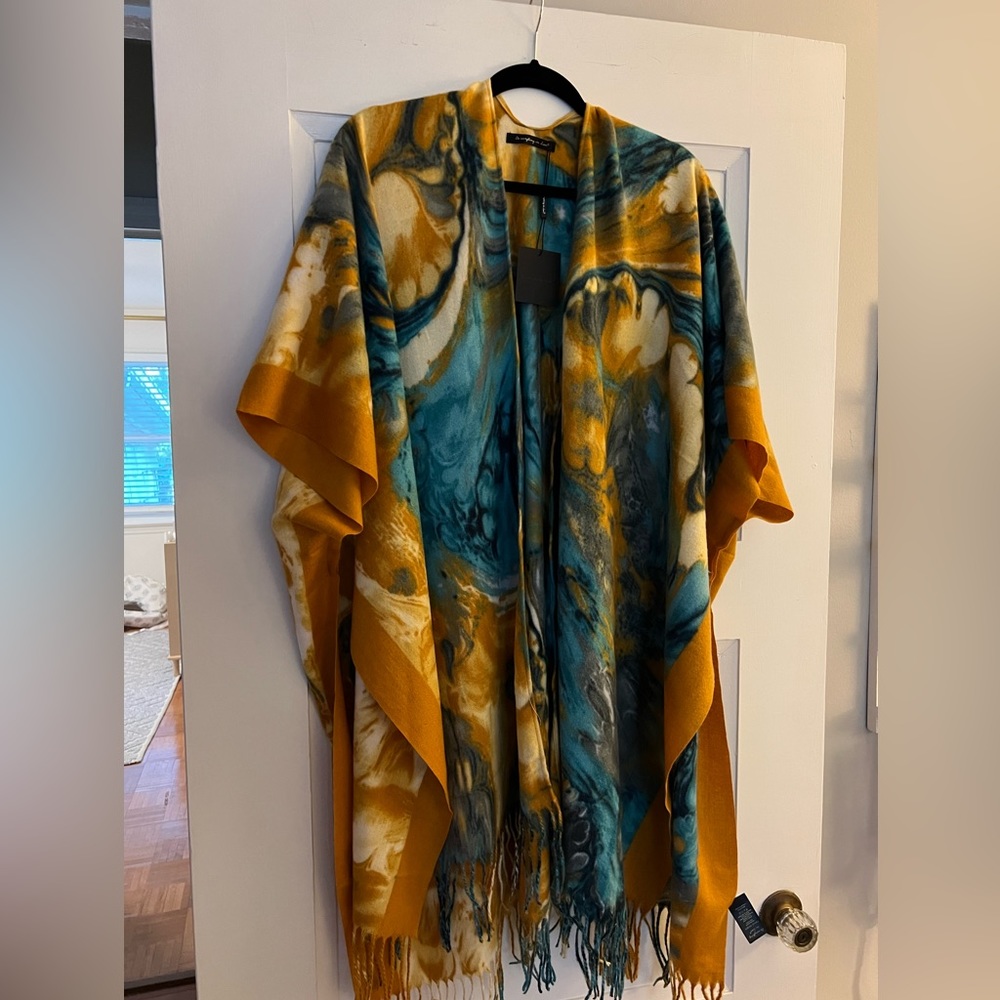Do Everything in Love Cape (Gold/Turquoise)